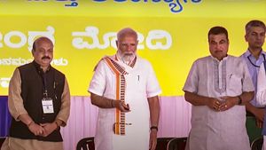 Cong busy digging grave for Modi, while Modi busy working on Bengaluru-Mysuru Expressway: PM