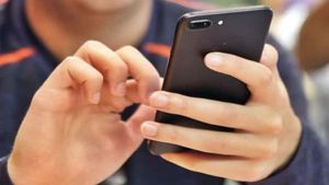  Man Poses as Hindu On Bumble, Deceives Woman, Absconds with Money After Physical Relationship