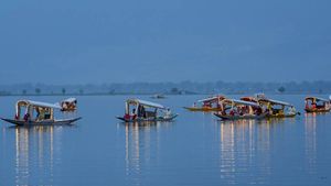 G20 Delegates Enjoy Shikara Ride In Dal Lake