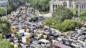 AAP's Mega Rally Against Centre’s Ordinance Today: Check Traffic Restrictions