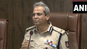 5 Terror Suspects Held In Bengaluru With firearms, Raw Materials Used In Explosives