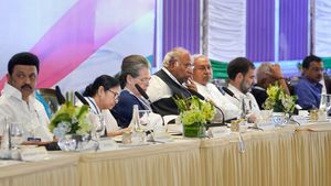 Next Opposition Parties Meeting In Mumbai On August 25-26