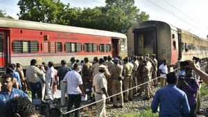 Madurai Train Fire Accident: Railways Announces Ex-Gratia Of Rs 10 lakh For Deceased Pilgrims