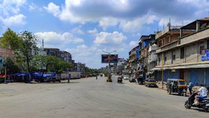 Curfew Reimposed In Imphal After Protesters Try To Storm Police Stations