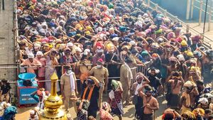Sabarimala Witnesses Unprecedented Rush Of Devotees Ahead Of Mandala Pooja