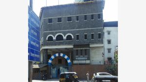 'Gate Of Heaven Synagogue' In Thane Receives Bomb Threat; Cops On Spot
