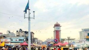 Flag Controversy In Bengaluru: BJP Leader Shares Views On 'Green Flag' Seen In Shivajinagar