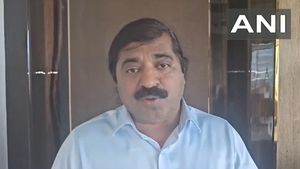 Dry Day In Maharashtra On Jan 22? BJP MLA's Proposal For One-Day Ban On Alcohol & Meat 