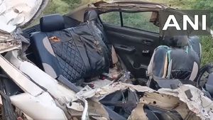 Tamil Nadu: 6 Dead As Car Rams Into Truck After Driver Falls Asleep