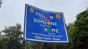 Bengaluru's Viral Traffic Signboard: 'Follow Someone Home' But Here's The Quirky Twist