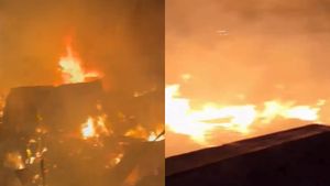 15 Houses Gutted As Massive Fire Breaks Out In Mumbai Commercial Area