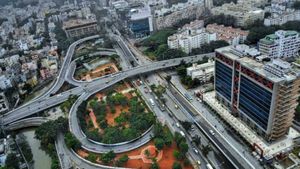 Double-Decker Tunnel On The Horizon; Hebbal Flyover Expansion To Impact K.R.Puram Loop