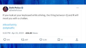 Delhi Police Joins 'Look Between Your Keyboard' Trend, Gives Witty Driving Warning