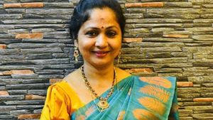 BJP's Sowdhamini Reveals Her Trials As A Widow And Newsreader