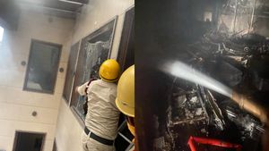 Sadar Bazar Fire Claims Two Young Lives In New Delhi