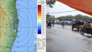 Chennai Weather Alert: Sudden Rain In TN Capital Gives Relief From Scorching Temperatures