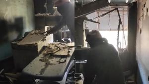 Fire Breaks Out In Delhi's Paschim Vihar Hospital, No Casualties Reported