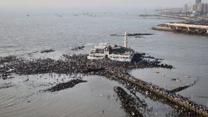 Mumbai News: Haji Ali Dargah's Pathway To Get Major Upgrade