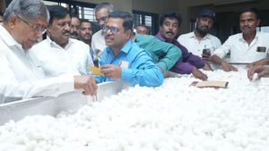 Maharashtra Inaugurates Its First Silk Centre In Hiraj To Support Farmers