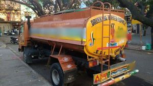 Bengaluru Water Crisis Still Persists Despite Rain: Residents Pay High Prices For Water Tankers