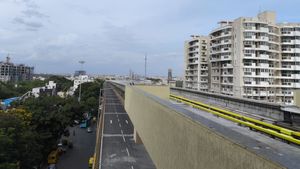 Bengaluru's Double-Decker Flyover On Namma Metro Lines Thrown Open To Public From Today