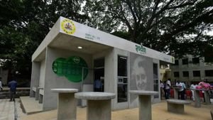 Food Supply Halted: Rs 65 Cr Dues Force Closure Of 11 Indira Canteens In Bengaluru