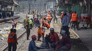 Mumbai Local Train Services Alert: Check Out The Cancelled And Diverted Trains From July 29 To August 1