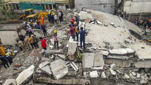 Surat Building Collapse: Death Toll Rises To 7, Several Injured