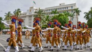 Mumbaikars, Brace For Independence Day Traffic Changes: Key Roads Closed, Alternative Routes Listed