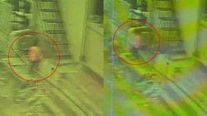 Video Reveals Fatal Fall Of Four-Year-Old Into Manhole In Maharashtra's Ahmednagar