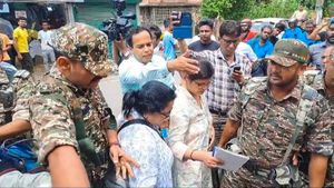 Kolkata’s RG Kar Doctor’s Rape-Murder: 5 Doctors Summoned By CBI; 9 Detained For Hospital Vandalism
