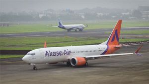 Delhi-Bengaluru Akasa Air Flight With 174 Passengers Lands At IGI Airport After Bomb Threat