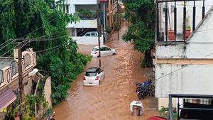 Bengaluru Floods: Kengeri, RR Nagar, and KR Puram Submerged After Intense Early Morning Rain