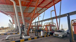 Small Vehicles In Mumbai Will No Longer Pay Tolls As Maharashtra Assembly Election 2024 Dates Approach