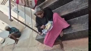 30-Year-Old Hyderabad Man Dies In Sleep, Blind Parents Remain Unaware for Four Days