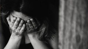 Hyderabad Crime: Auto Driver Rapes Woman On Knife-Point Near Masjid Banda