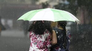 Tamil Nadu Weather Update: RMC Issues Yellow Alert As Heavy Rains To Lash 20 Districts