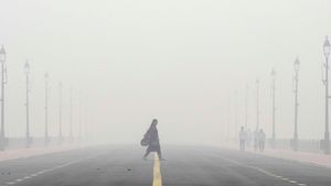 Air Pollution: Delhi's AQI Remains In Very Poor Category