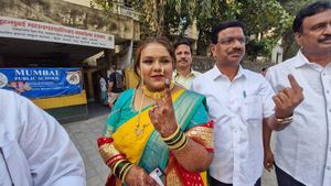 Maharashtra Assembly Election 2024: Bride Casts Vote In Wedding Attire, Sets An Inspiring Example