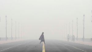 Delhi Faces Severe Air Quality Crisis With AQI Spiking To 422