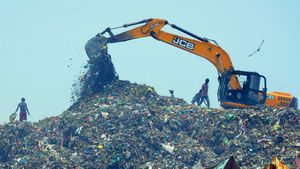 Kanjoor Marg Dumping Ground: BMC Responds To Local Calls For Immediate Closure