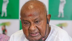 Deve Gowda Warns Karnataka Govt Will End 'Gruha Lakshmi' Scheme Amid Financial Crisis