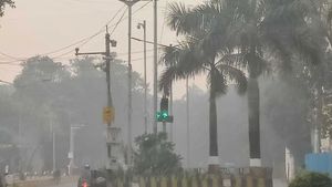 Mumbai Weather Report: Check Today's AQI In Bandra Kurla Complex, Borivali, Ghatkopar And Other Areas