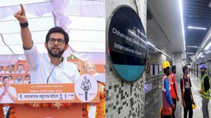 Mumbai Metro Pillars Get Paint Before Construction: Aaditya Thackeray Alleges Rs 74.41-Crore Scam