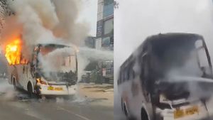 School Bus, Carrying 15 Children, Catches Fire In Ghaziabad | Watch Shocking Video