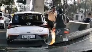 Watch: Car Dashcam Records Bengaluru Road Rage Incident Over a Minor Scratch