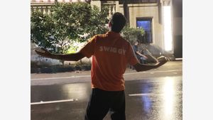 Swiggy Instamart’s Free 'Tinda' Has A Hidden Message For Voters – Do You Know What It Is?