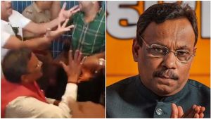High Tension In Virar: BJP Leader Vinod Tawde Confronted Over Alleged Distributing Money
