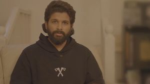 Allu Arjun Steps Forward With ₹25 Lakh Donation To Family Of Woman Killed In Stampede At Pushpa 2 Premiere