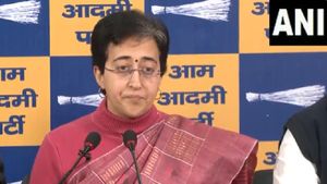 WATCH VIDEO | Delhi CM Atishi Accuses BJP Of Blocking Mahila Samman Yojana Notification